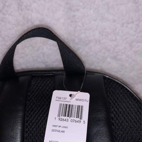 Coach Backpack - Picture 6 of 8